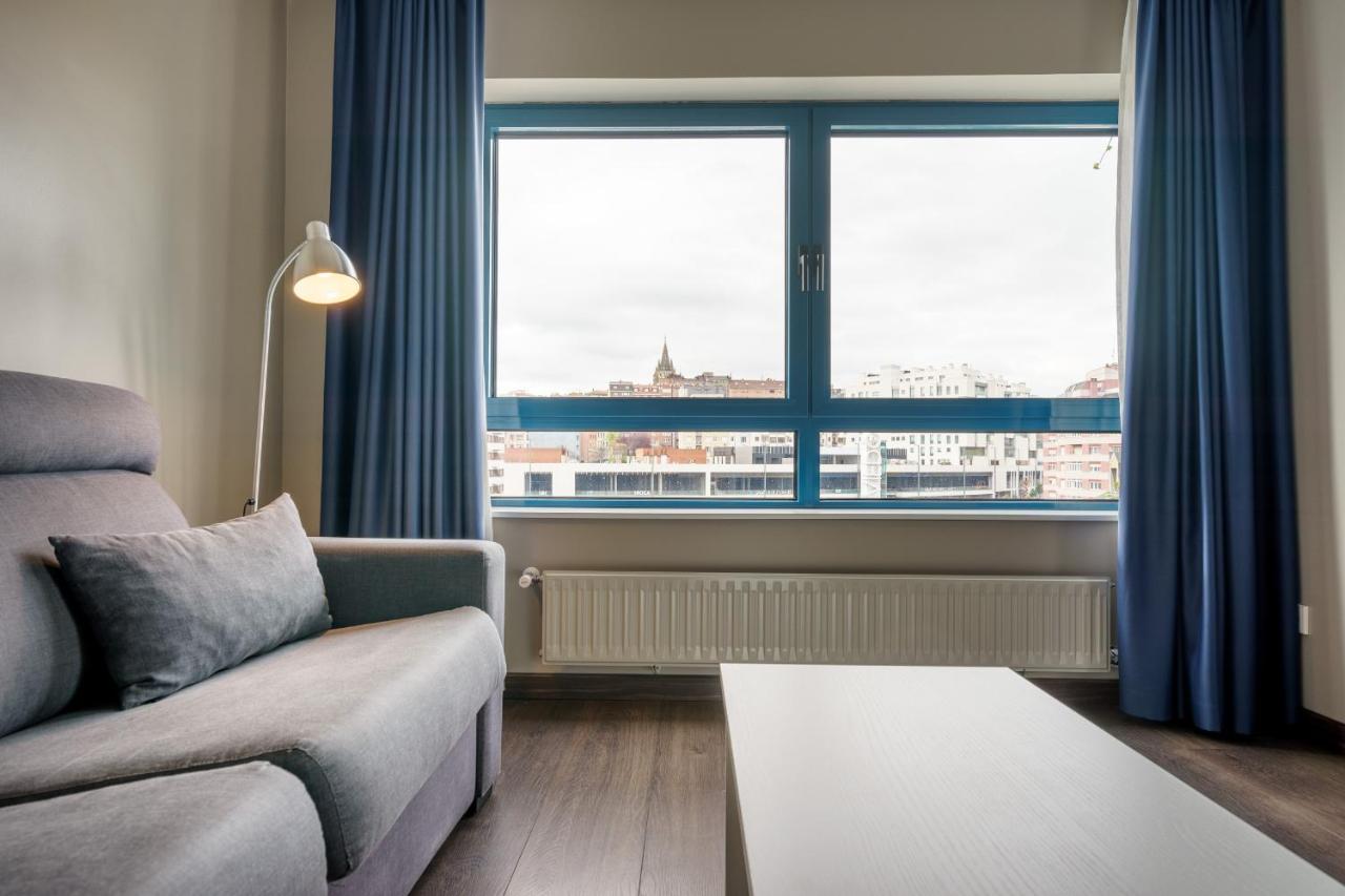 Aparthotel Campus Οβιέδο Εξωτερικό φωτογραφία