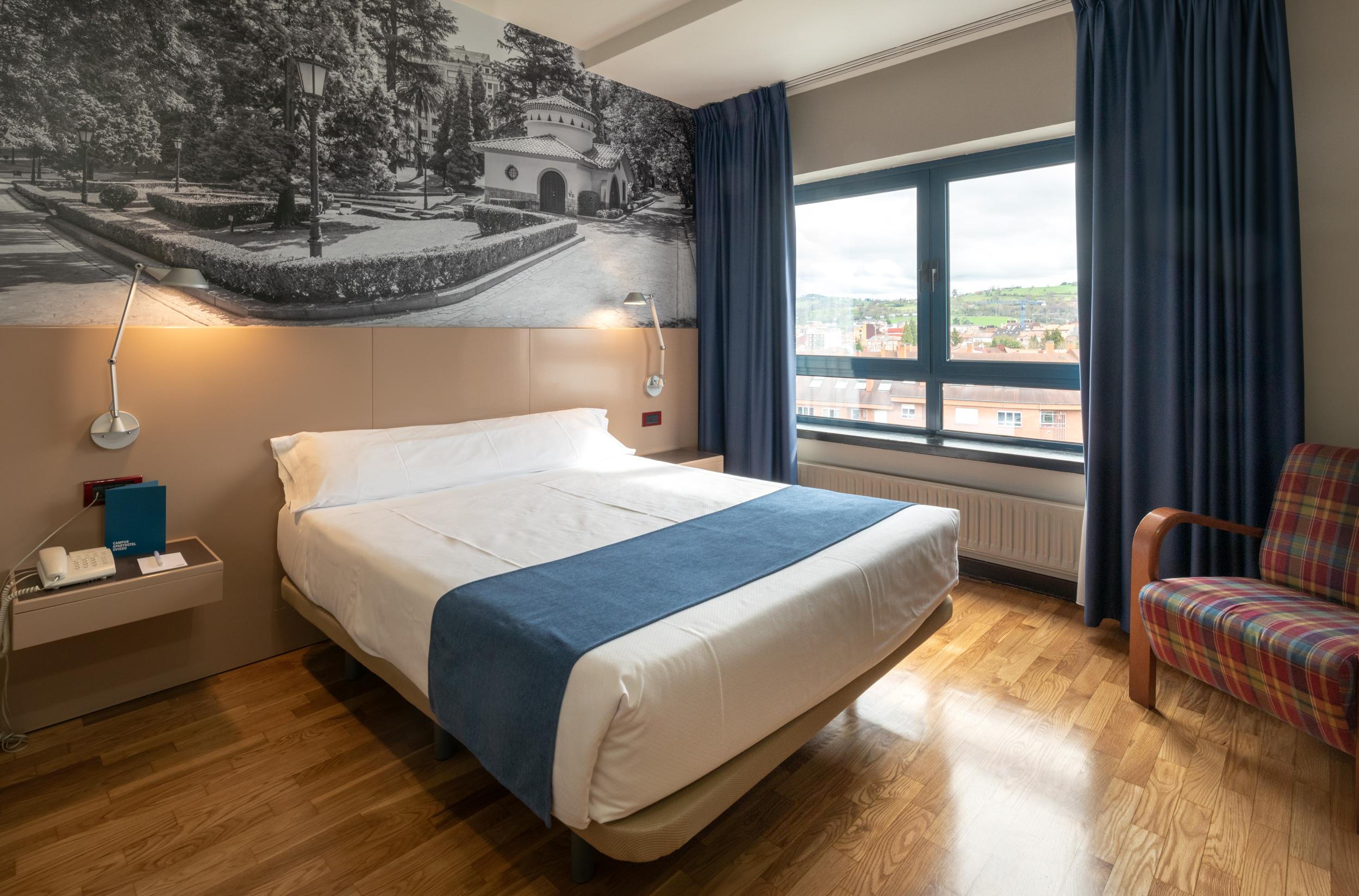 Aparthotel Campus Οβιέδο Εξωτερικό φωτογραφία