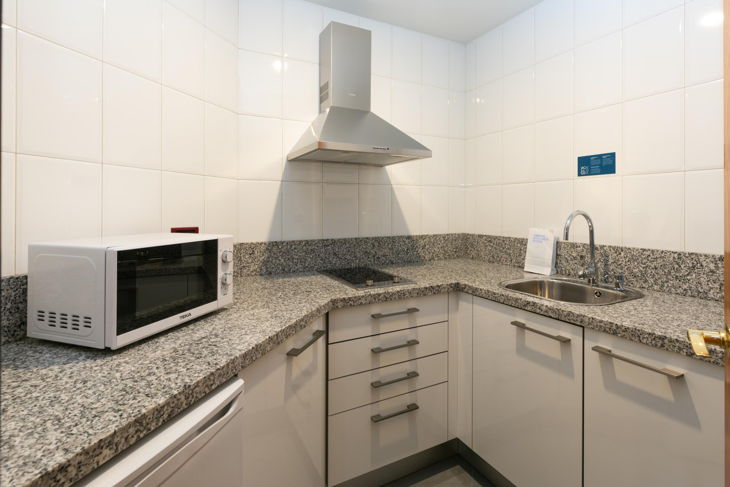 Aparthotel Campus Οβιέδο Εξωτερικό φωτογραφία