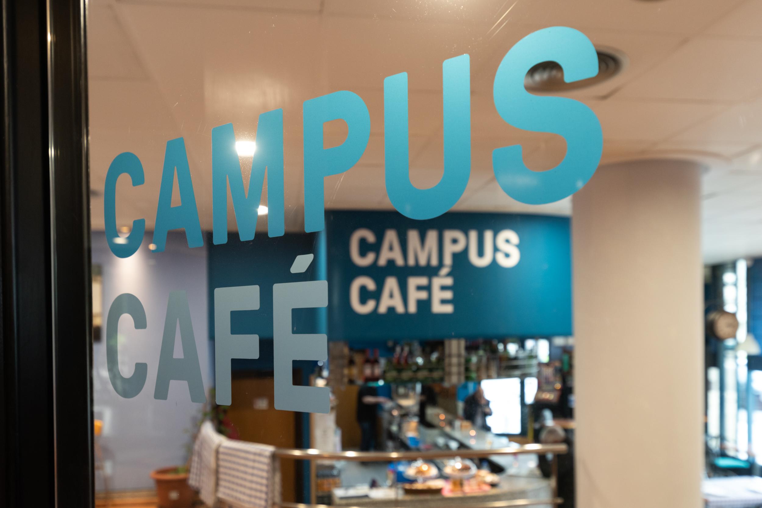 Aparthotel Campus Οβιέδο Εξωτερικό φωτογραφία