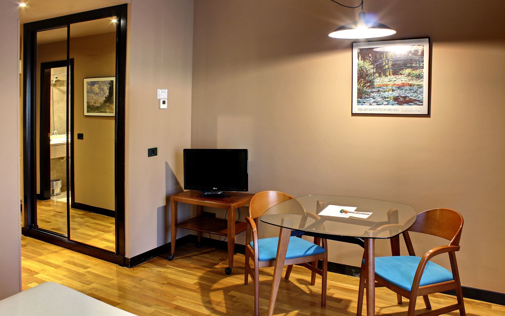 Aparthotel Campus Οβιέδο Εξωτερικό φωτογραφία